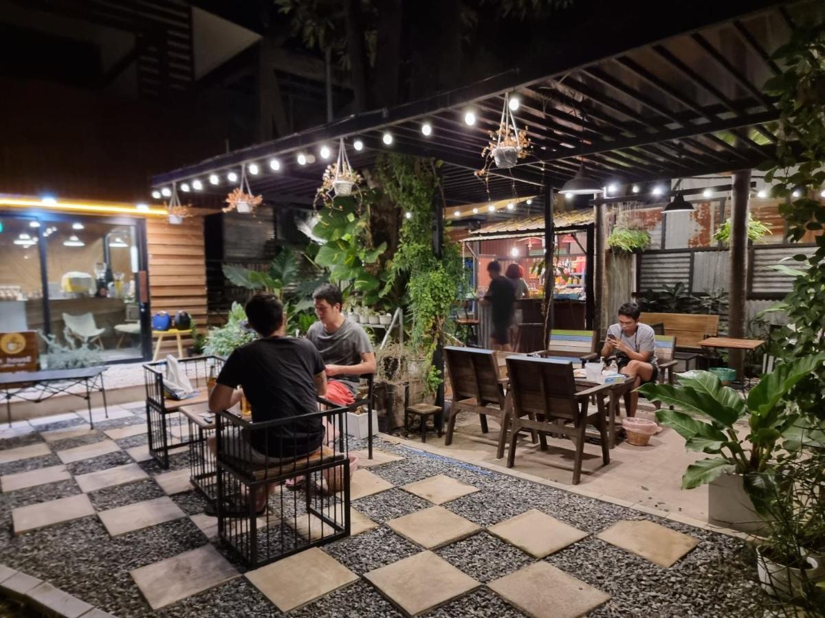 Golden House Hotel Sakaeo Szakeo Kültér fotó