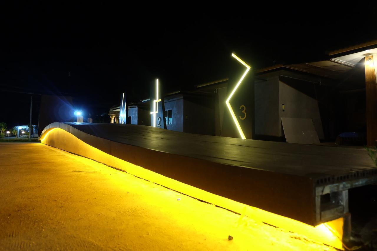 Golden House Hotel Sakaeo Szakeo Kültér fotó