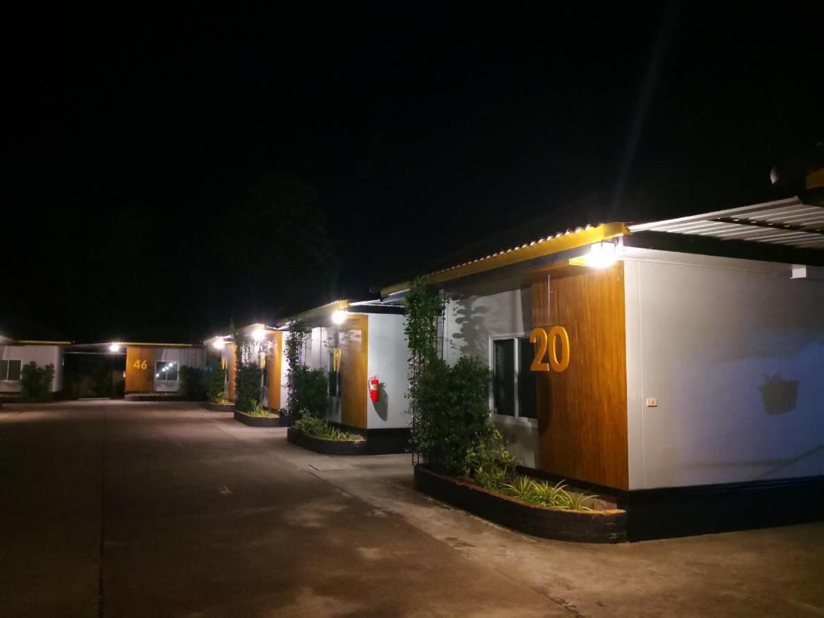 Golden House Hotel Sakaeo Szakeo Kültér fotó