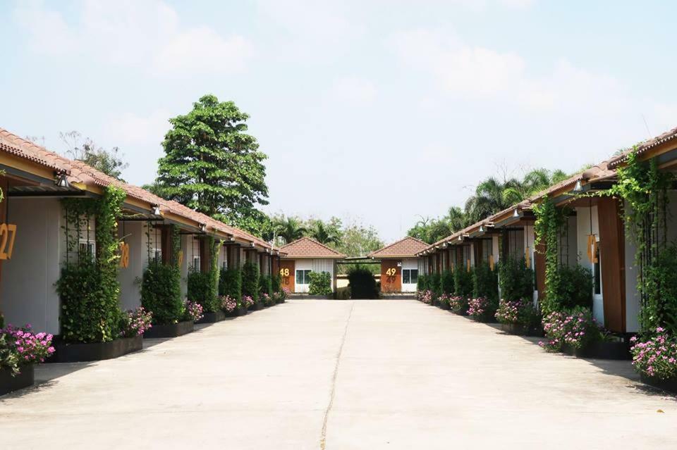 Golden House Hotel Sakaeo Szakeo Kültér fotó